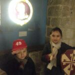 en visite à la tour Jeanne d'Arc: donjon, vestige du château de Philippe-Auguste, dans lequel fut emprisonné Jeanne d'Arc durant son procès.